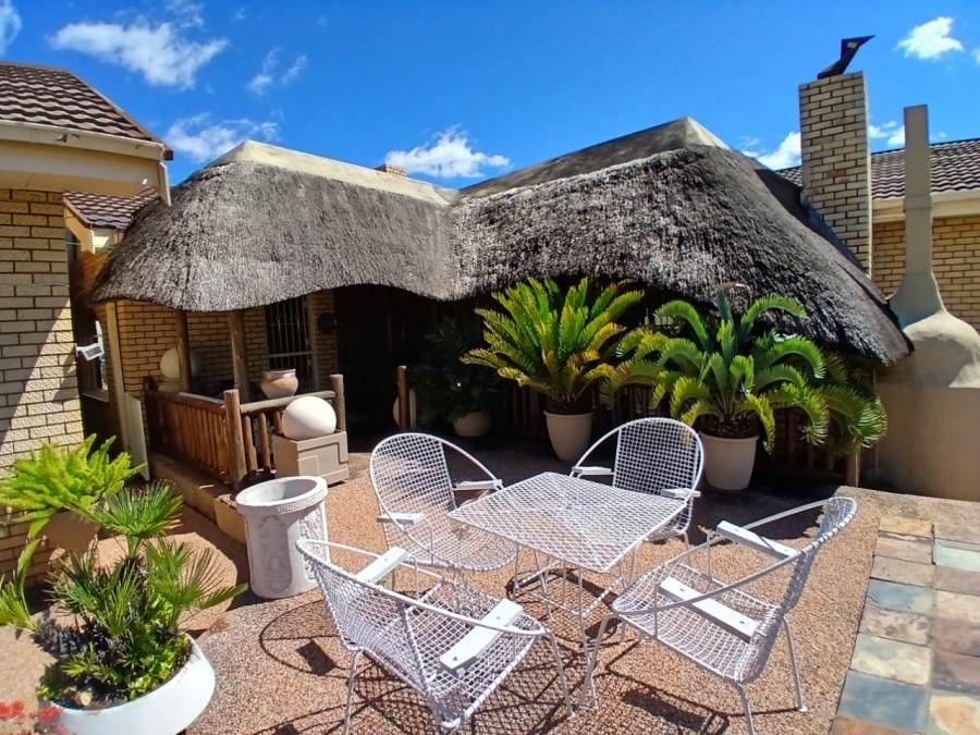 4 Bedroom Property for Sale in Kuruman Northern Cape